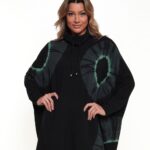 Poncho Em Malha Estampado Gola Rolê E Mangas Compridas - Verde Musgo