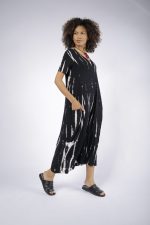 Vestido Roma em Malha Manga Curta Estampado - Preto - Imagem 3