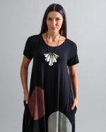 Vestido em Malha Manga Curta Estampado - Preto - Imagem 2