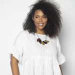 Bata Feminina em Linho Listrada