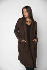 Casaco Feminino em Malha com Bolsos Manga Longa