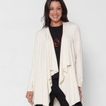 Casaco Feminino Com Babados Em Malha