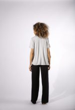 Blusa Feminina Em Malha Com Manga Curta - Imagem 4