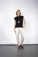 Blusa Feminina Em Malha Com Manga Curta - Imagem 6