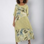 Vestido Em Linho Com Recortes Florais