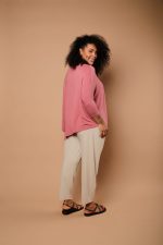 Blusa Feminina Em Malha Gola Canoa - Imagem 3