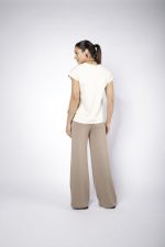 Blusa Feminina Em Malha Com Manga Curta - Imagem 4