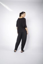 Blusa Feminina em Malha Estampada - Preto - Imagem 3