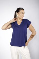 Blusa Feminina Em Malha Com Manga Curta - Imagem 2