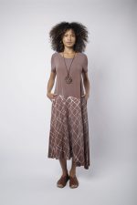 Vestido Em Malha Com Manga Curta - Marrom